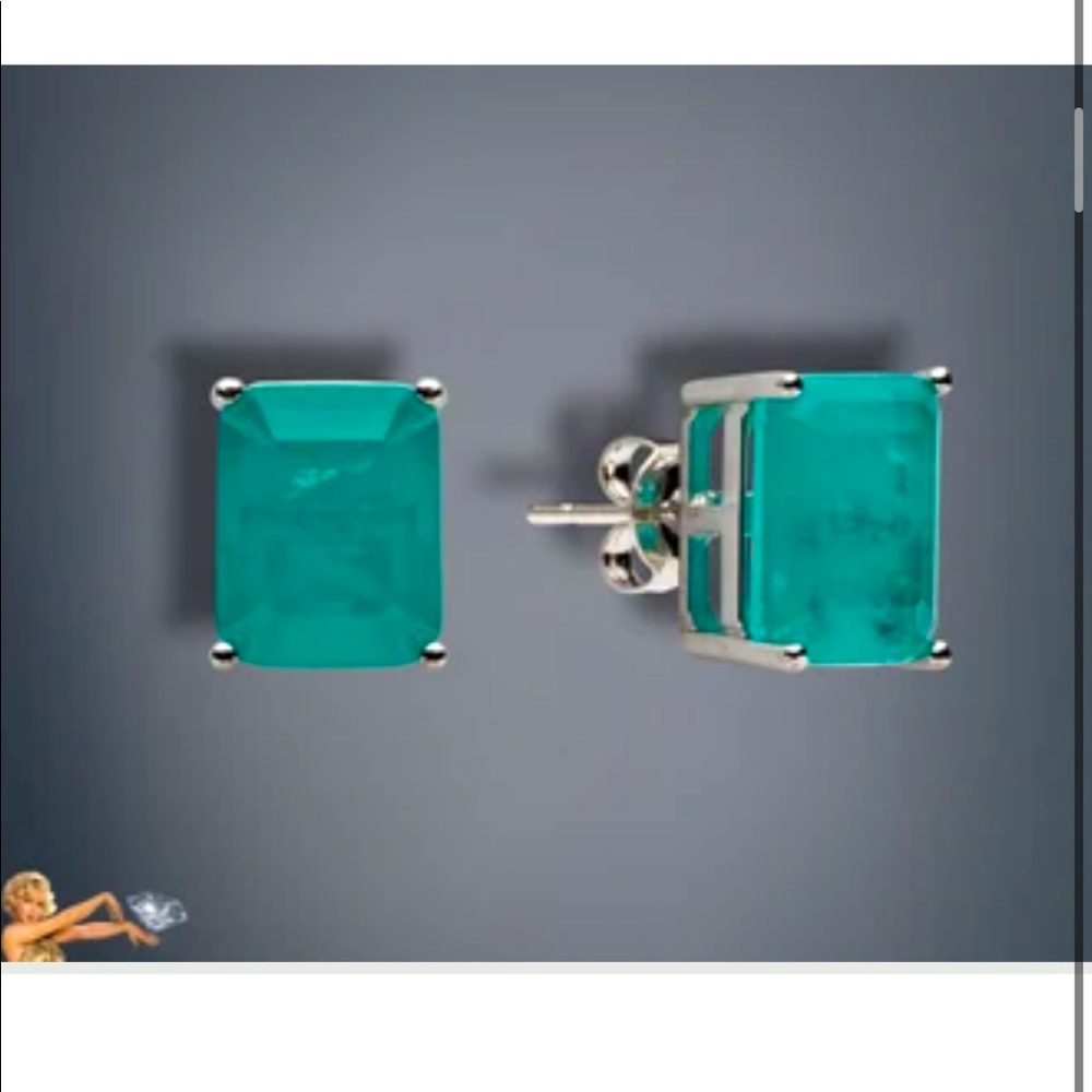 Minimalist dainty emerald earrings